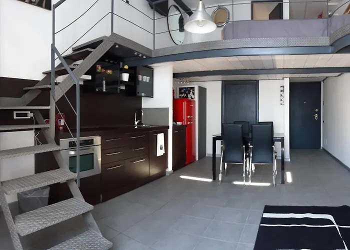 My Home Milano Navigli B&B